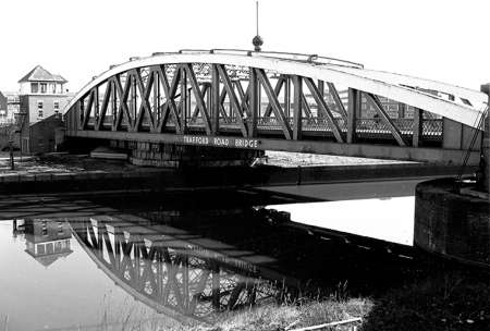 Trafford Road Swing Bridge