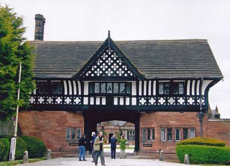 Thornton Manor, Cheshire: Gatehouse